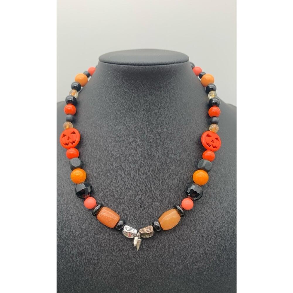 Halloween Black & Orange Jack-o-lantern & Skulls 15” Necklace